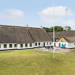 Six-bedroom In