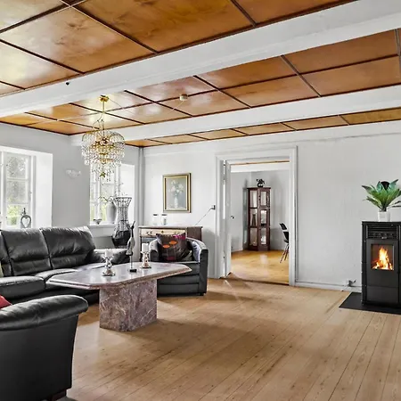 Six-bedroom In * Haderslev