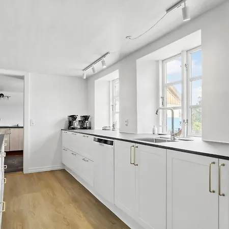 Six-bedroom In Semesterbostad Haderslev