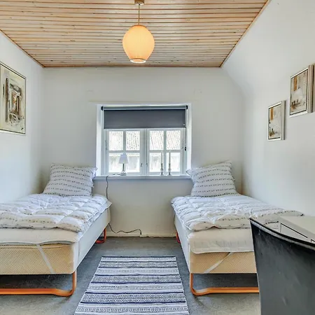 Six-bedroom In Semesterbostad Haderslev