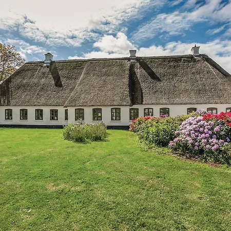 Six-bedroom In Holiday home Haderslev